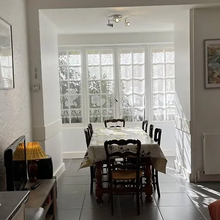 Appartamento Spacieux Avec Jardin Et Parking Gratuit - Fr-1-234-311 *